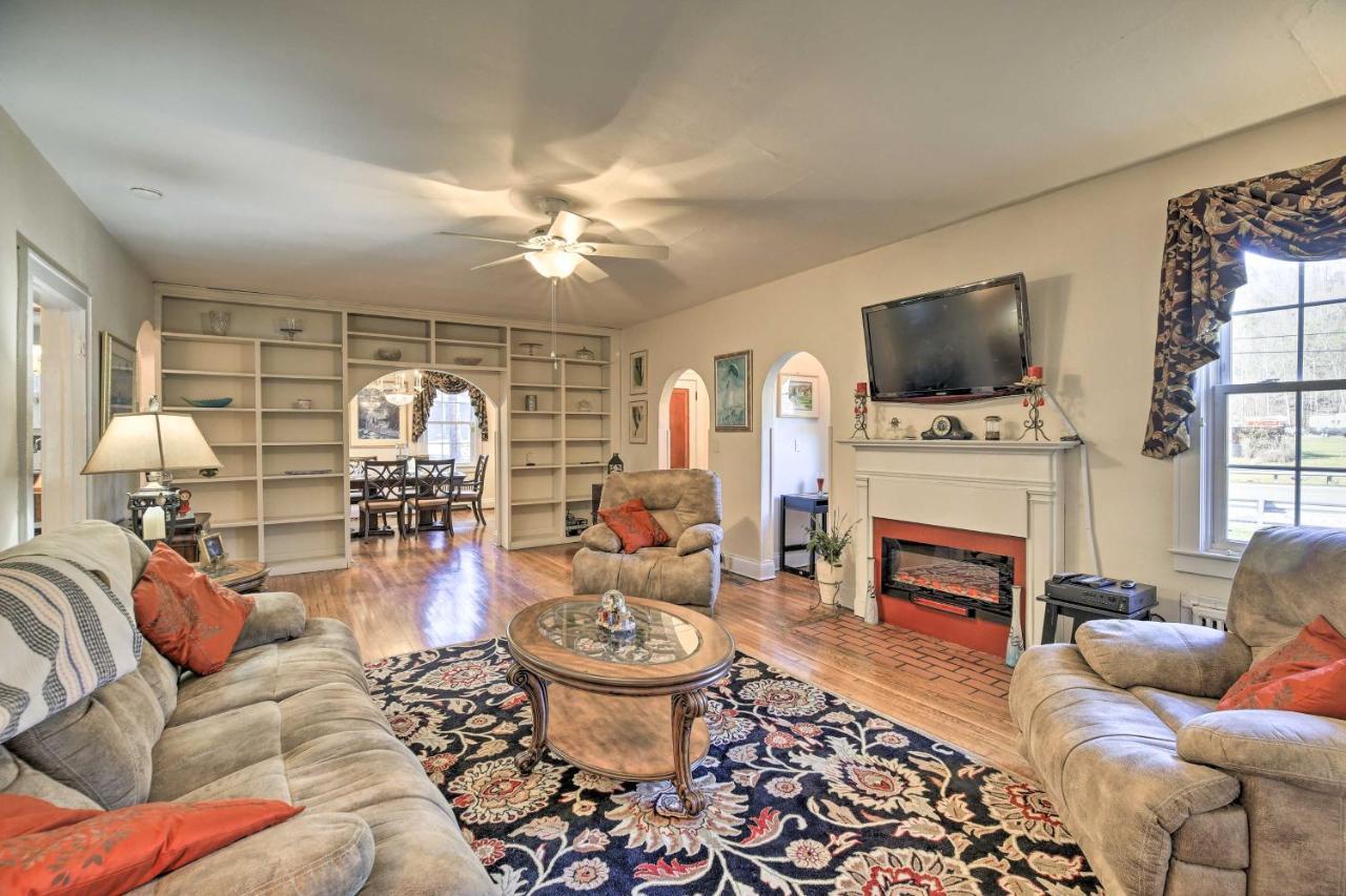 Homeplace With Yard - 10 Mi To Jenny Wiley! Paintsville Eksteriør bilde