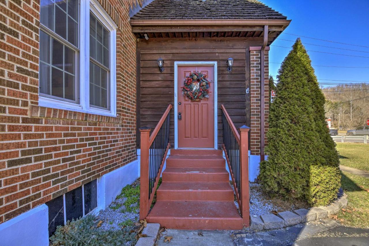 Homeplace With Yard - 10 Mi To Jenny Wiley! Paintsville Eksteriør bilde